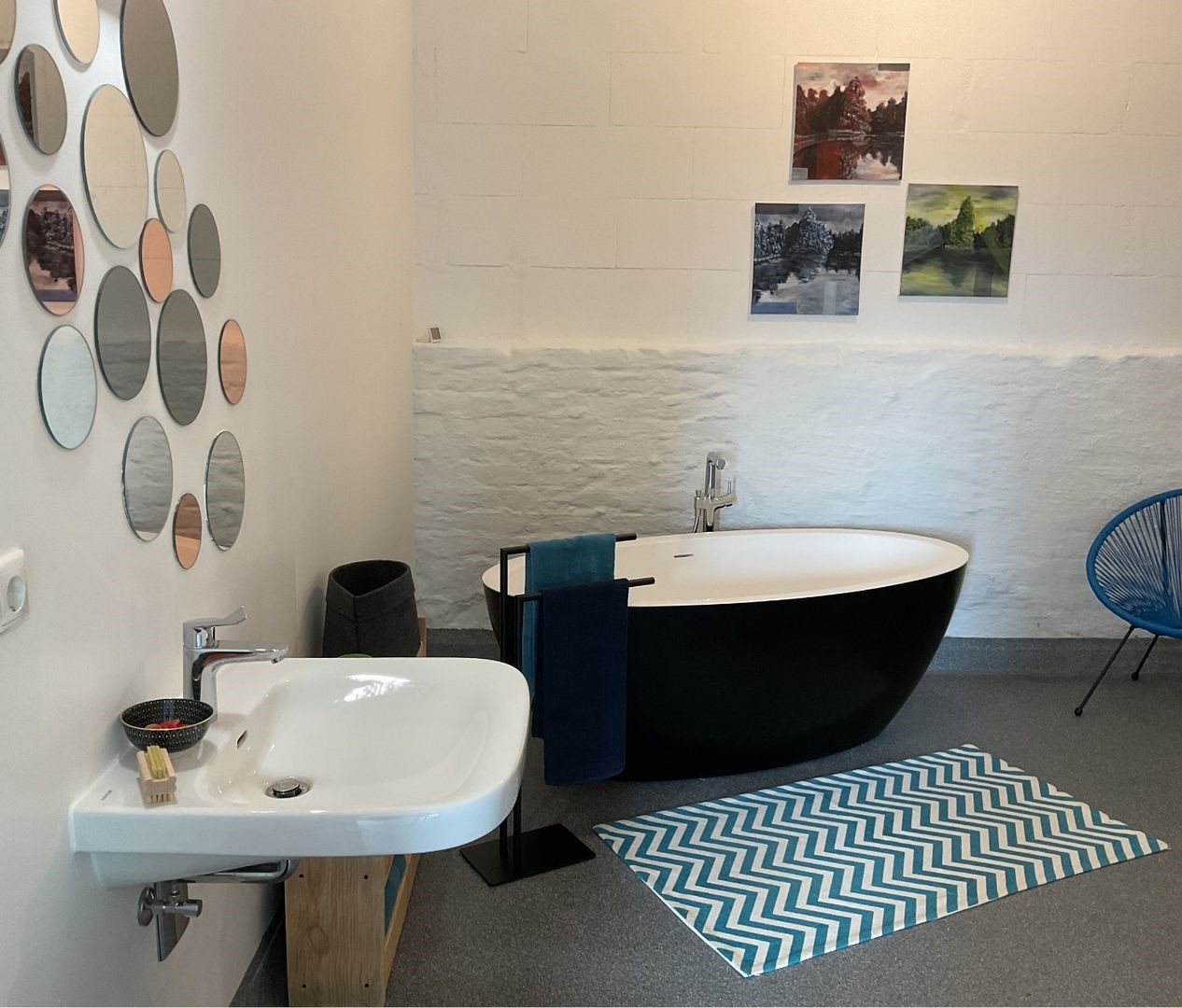 Zweites Badezimmer mit barrierefreier Dusche